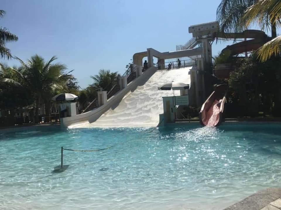 Lacqua Diroma Oficial, Aptos Com Fogao, Geladeira, Microondas, Park Aquatico 24H, Ate 5 Pessoas Hotel Caldas Novas Exterior photo